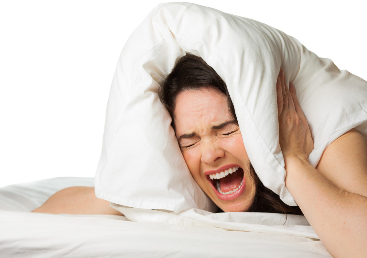 Durerile de cap. Ce afecţiuni grave pot ascunde migrenele!?