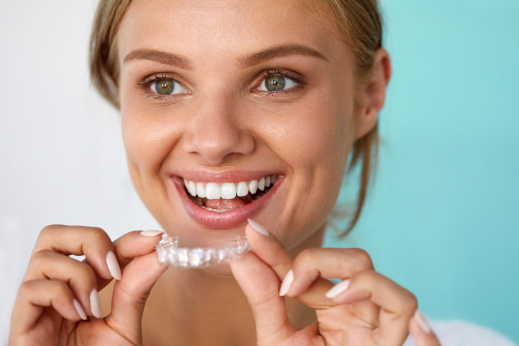 Cum te ajută gutiera în protejarea dinților!
